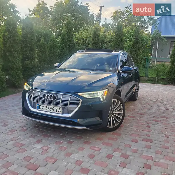 Audi e-tron