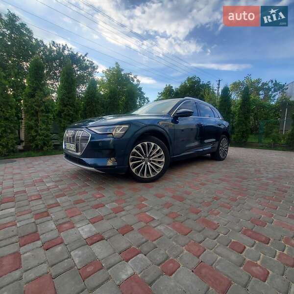 Внедорожник / Кроссовер Audi e-tron 2019 в Тернополе