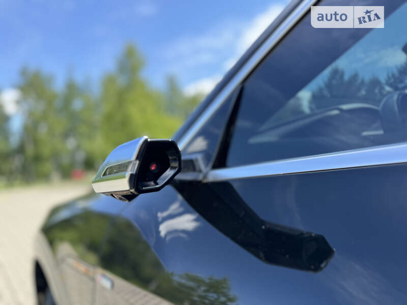 Внедорожник / Кроссовер Audi e-tron 2019 в Дрогобыче фото 18 Внедорожник / Кроссовер Audi e-tron 2019 в Дрогобыче