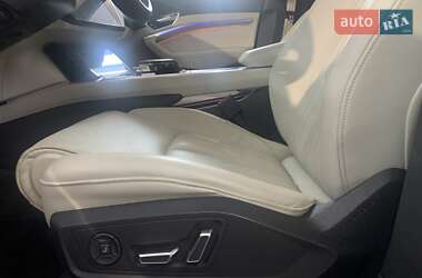Внедорожник / Кроссовер Audi e-tron 2019 в 