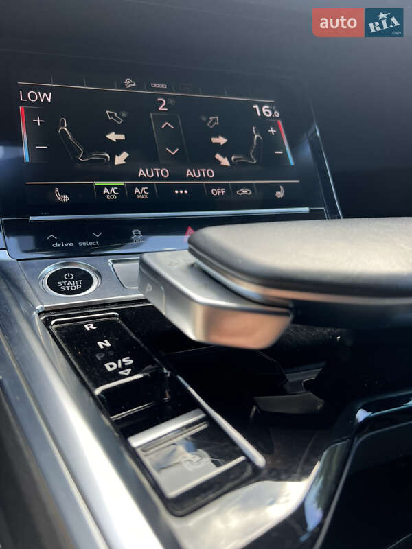 Внедорожник / Кроссовер Audi e-tron 2020 в Виннице