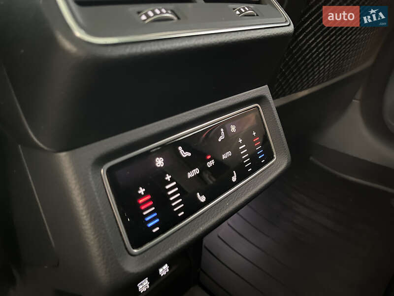 Позашляховик / Кросовер Audi e-tron 2019 в Вінниці
