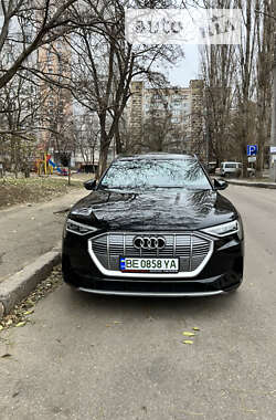 Позашляховик / Кросовер Audi e-tron 2019 в Миколаєві