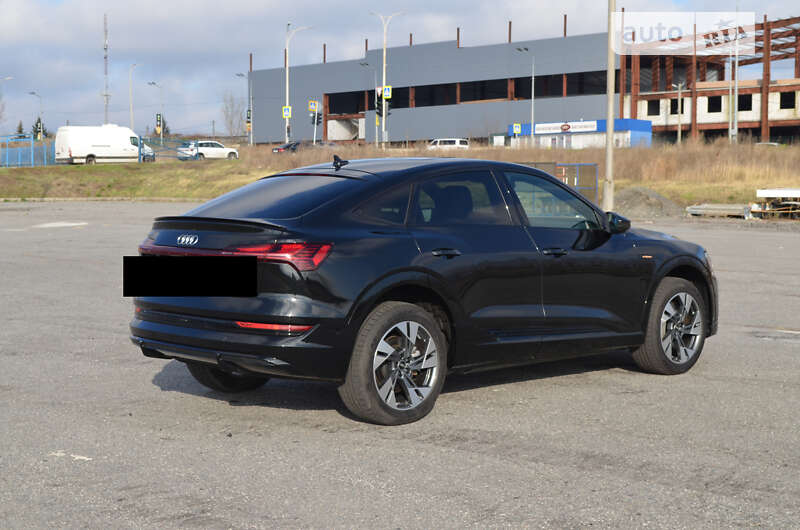 Внедорожник / Кроссовер Audi e-tron 2022 в Харькове фото 25 Внедорожник / Кроссовер Audi e-tron 2022 в Харькове
