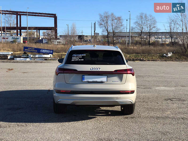 Внедорожник / Кроссовер Audi e-tron 2022 в Харькове