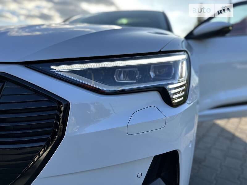Внедорожник / Кроссовер Audi e-tron 2020 в Виннице