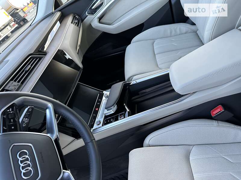 Внедорожник / Кроссовер Audi e-tron 2020 в Виннице