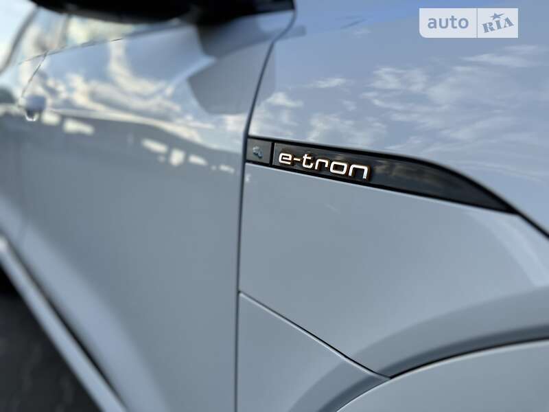 Внедорожник / Кроссовер Audi e-tron 2020 в Виннице