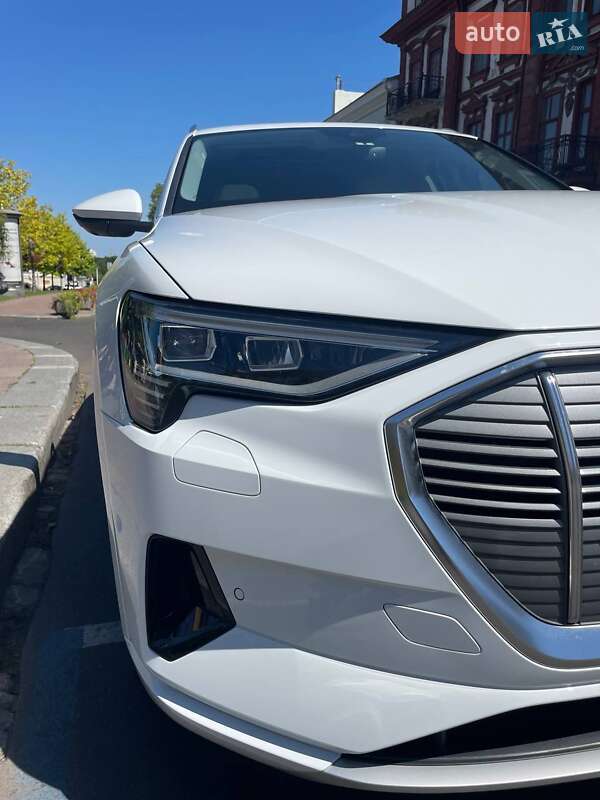 Позашляховик / Кросовер Audi e-tron 2019 в Одесі