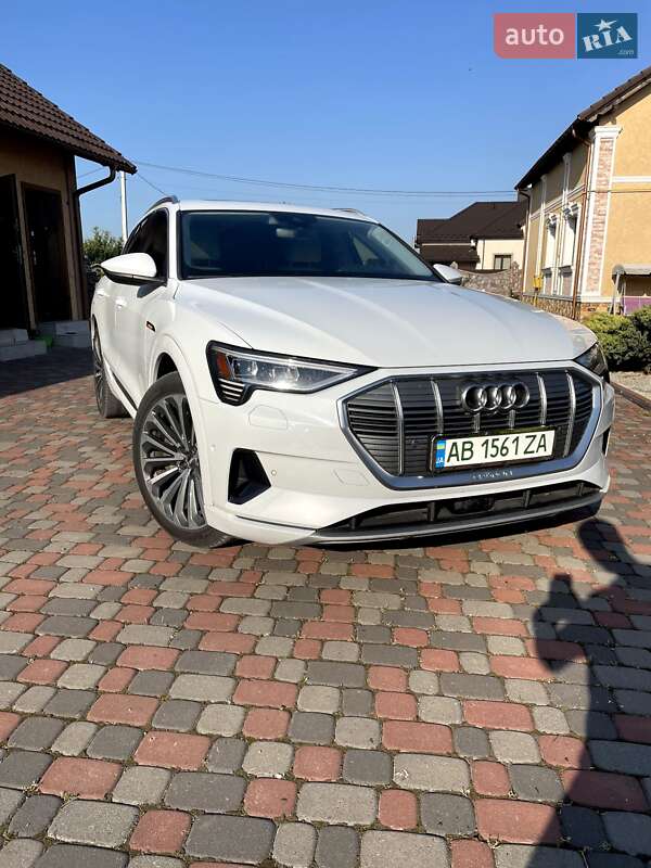 Audi e-tron 2019