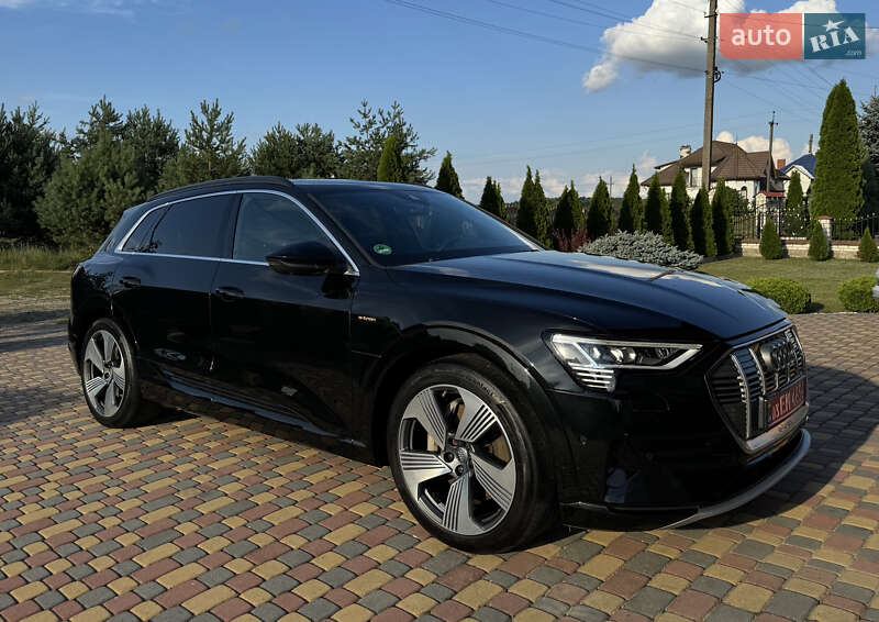 Внедорожник / Кроссовер Audi e-tron 2019 в Львове