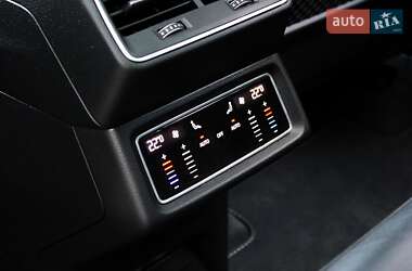 Внедорожник / Кроссовер Audi e-tron 2019 в 