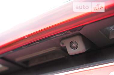 Внедорожник / Кроссовер Audi e-tron 2020 в 