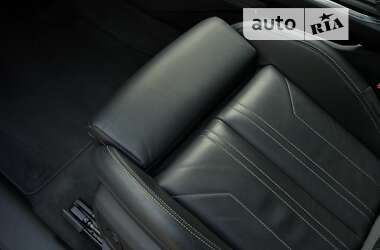 Внедорожник / Кроссовер Audi e-tron 2020 в 
