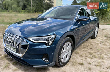Внедорожник / Кроссовер Audi e-tron 2019 в 