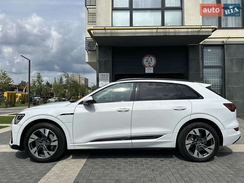 Внедорожник / Кроссовер Audi e-tron 2021 в Львове