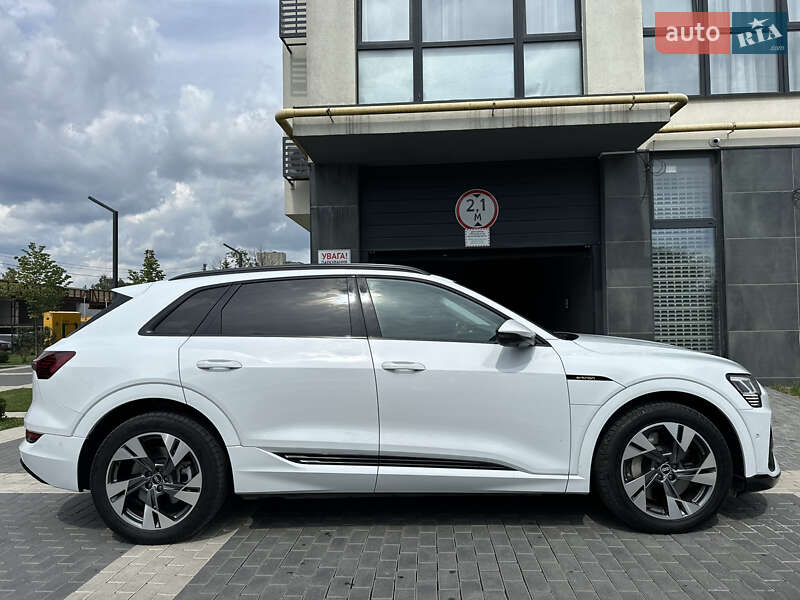 Внедорожник / Кроссовер Audi e-tron 2021 в Львове