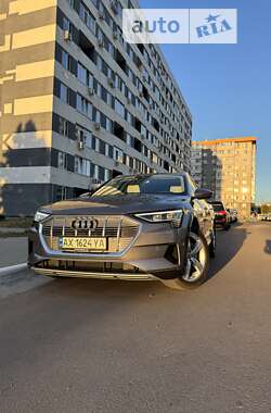 Внедорожник / Кроссовер Audi e-tron 2020 в Харькове