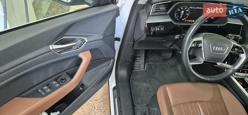 Внедорожник / Кроссовер Audi e-tron 2020 в Виннице