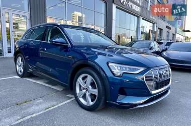 Внедорожник / Кроссовер Audi e-tron 2021 в Киеве