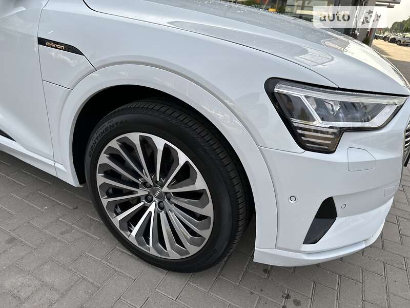 Внедорожник / Кроссовер Audi e-tron 2019 в Виннице