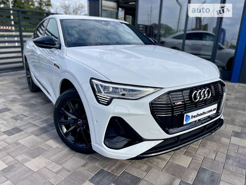 Внедорожник / Кроссовер Audi e-tron 2021 в Ровно