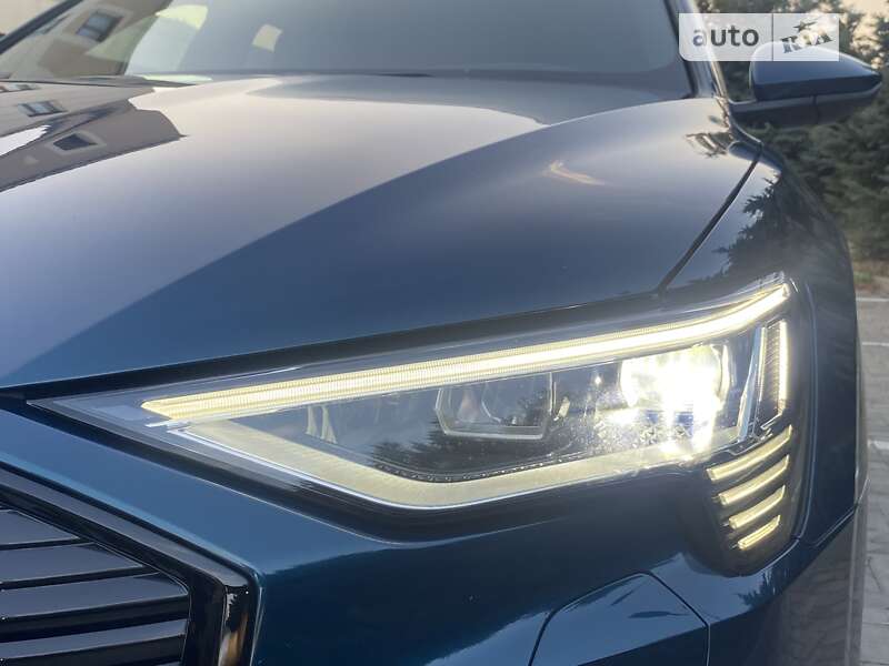 Внедорожник / Кроссовер Audi e-tron 2018 в Харькове