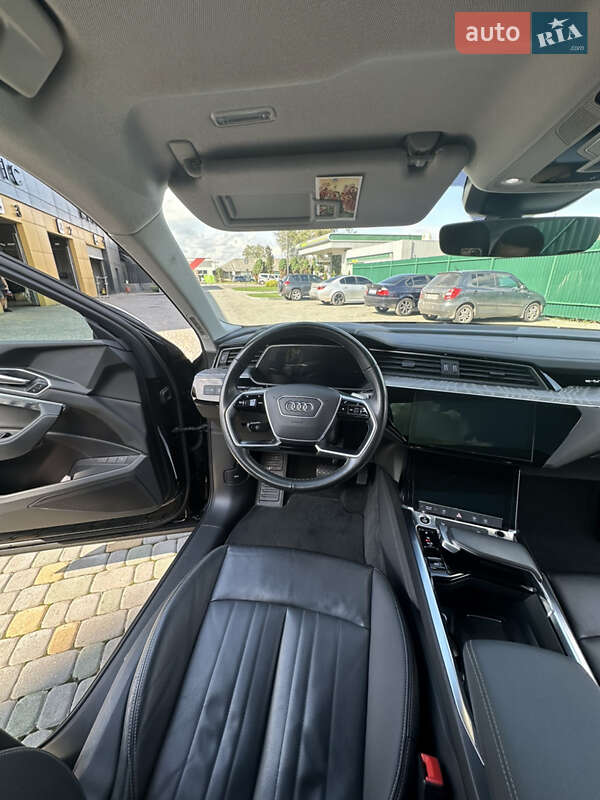 Внедорожник / Кроссовер Audi e-tron 2022 в Самборе