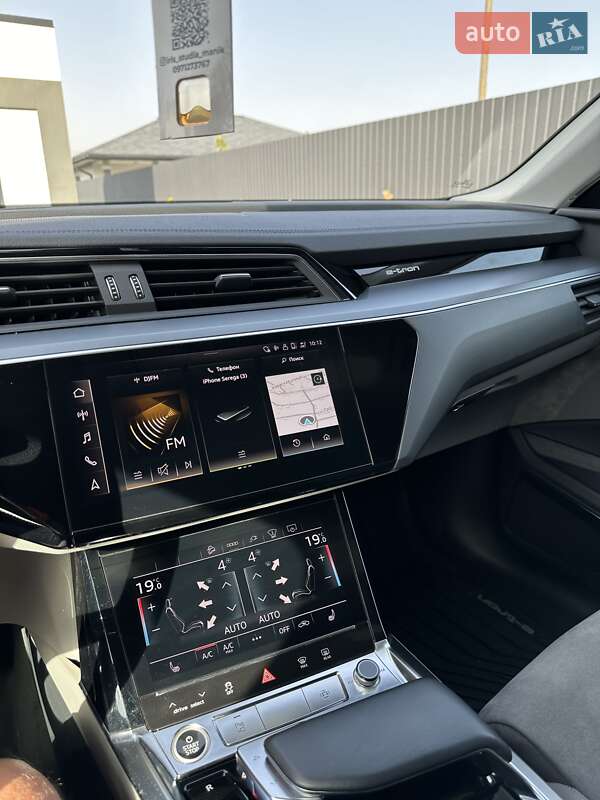 Позашляховик / Кросовер Audi e-tron 2020 в Києві