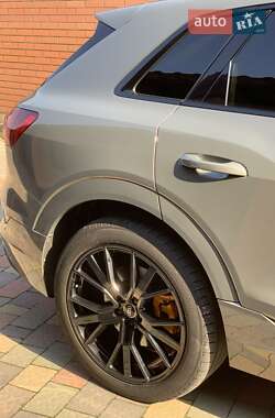 Позашляховик / Кросовер Audi e-tron 2022 в Рівному