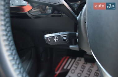 Внедорожник / Кроссовер Audi e-tron 2020 в 