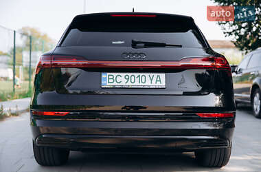 Позашляховик / Кросовер Audi e-tron 2019 в 