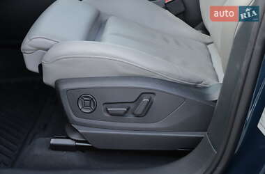Внедорожник / Кроссовер Audi e-tron 2019 в 