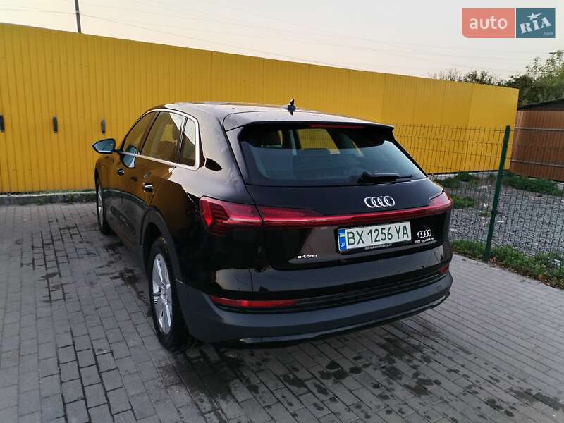 Внедорожник / Кроссовер Audi e-tron 2021 в Шепетовке