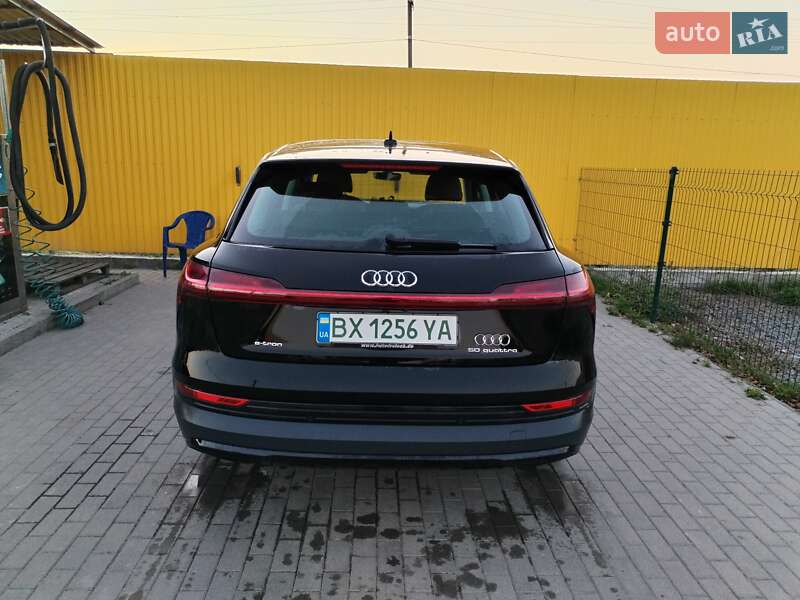 Внедорожник / Кроссовер Audi e-tron 2021 в Шепетовке