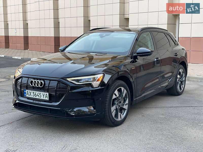 Audi e-tron 2021