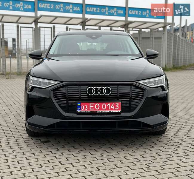 Внедорожник / Кроссовер Audi e-tron 2019 в Львове фото 18 Внедорожник / Кроссовер Audi e-tron 2019 в Львове