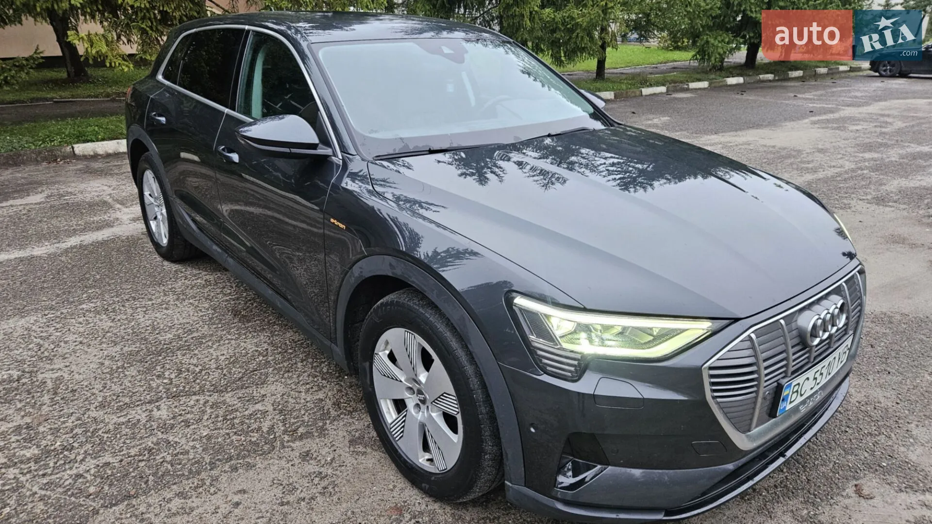 2020 Audi e-tron - мініатюра 3