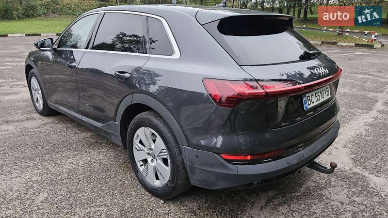 Позашляховик / Кросовер Audi e-tron 2020 в Миколаєві