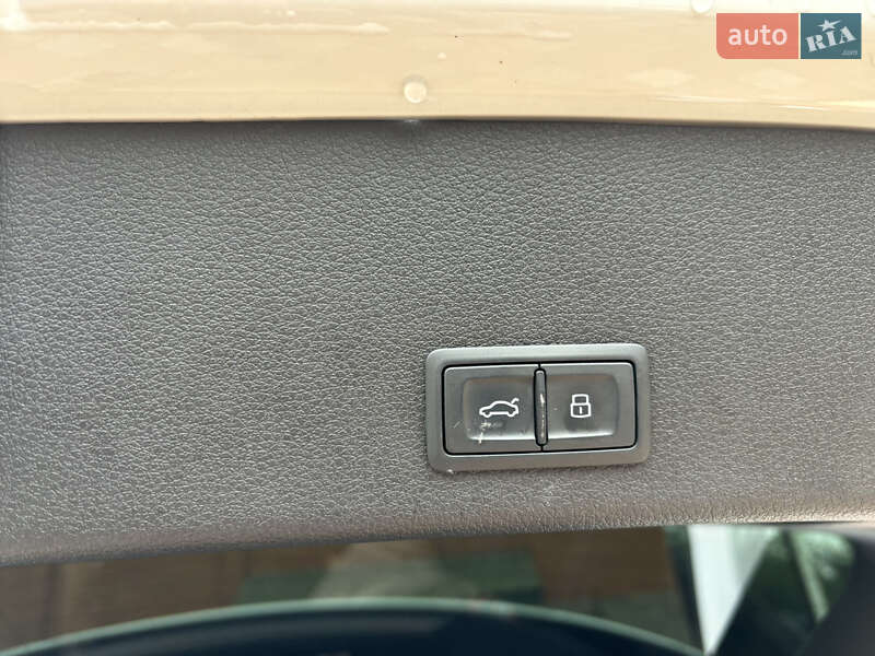 Внедорожник / Кроссовер Audi e-tron 2019 в Хмельницком