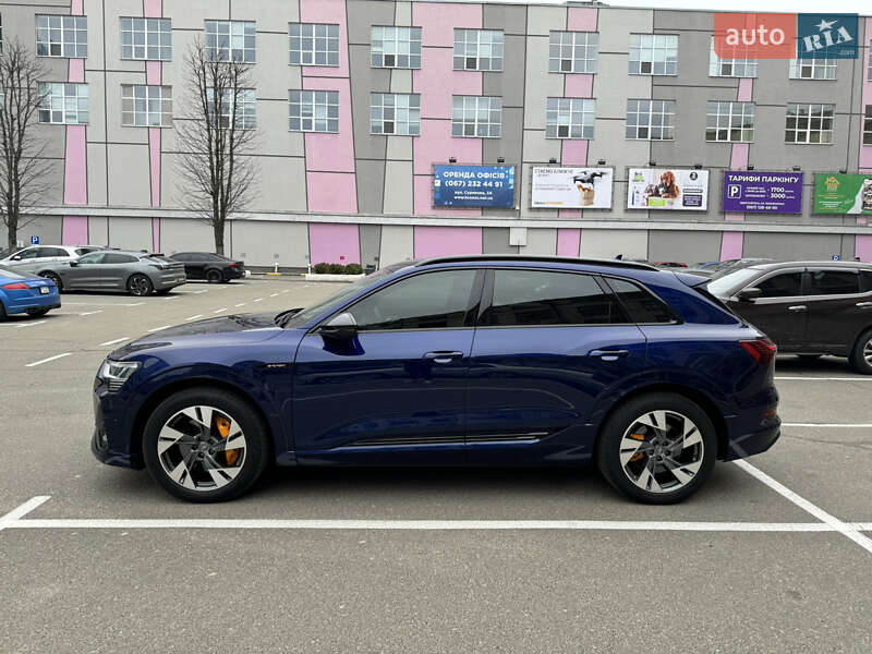 Внедорожник / Кроссовер Audi e-tron 2020 в Киеве