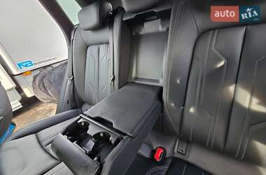 Внедорожник / Кроссовер Audi e-tron 2019 в 