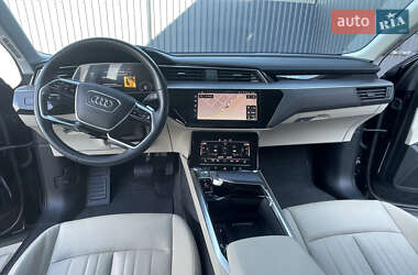 Внедорожник / Кроссовер Audi e-tron 2020 в Каменец-Подольском