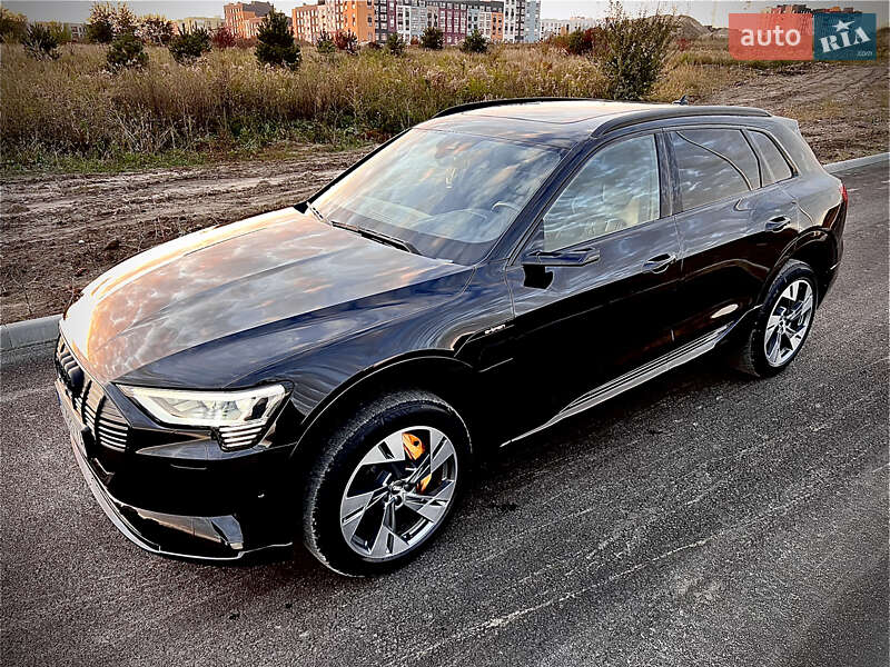 Внедорожник / Кроссовер Audi e-tron 2019 в Ровно
