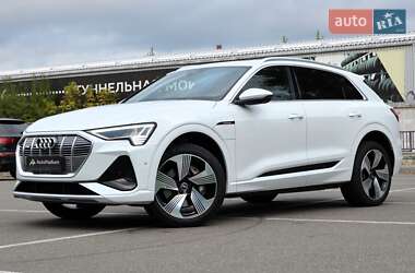 Внедорожник / Кроссовер Audi e-tron 2020 в Киеве