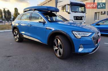 Внедорожник / Кроссовер Audi e-tron 2019 в 