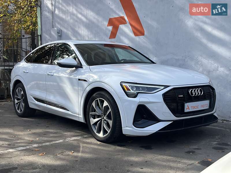 Позашляховик / Кросовер Audi e-tron 2020 в Одесі