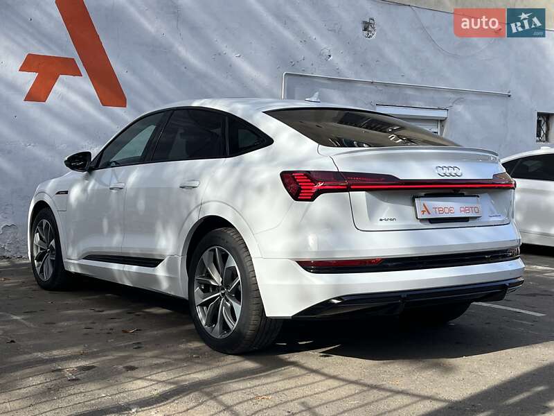 Позашляховик / Кросовер Audi e-tron 2020 в Одесі