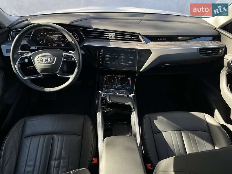 Позашляховик / Кросовер Audi e-tron 2020 в Одесі