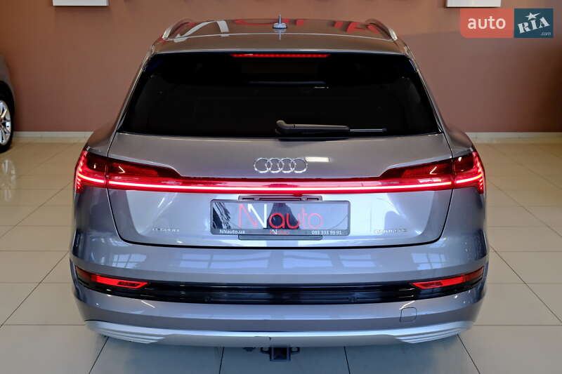 Позашляховик / Кросовер Audi e-tron 2020 в Одесі